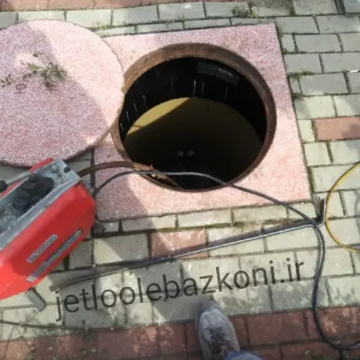 چاه بازکنی زاهدان با رعایت پروتکل های بهداشتی