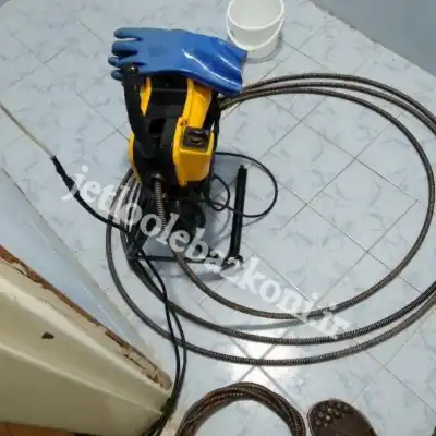 لوله بازکن استاد معین تهران مجرب و مطمعن